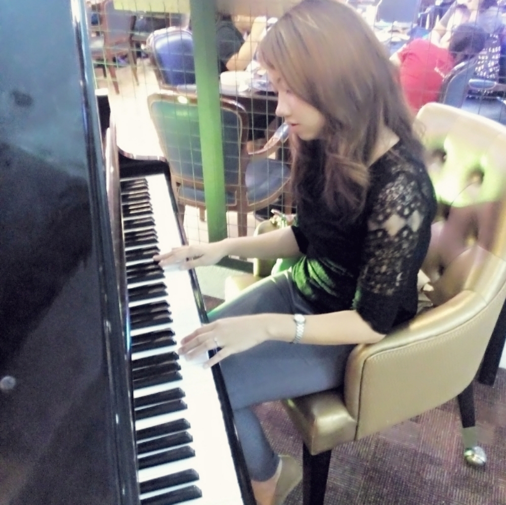 Meet your Posher, Marianne